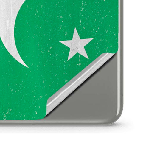 Pakistan Flag Distressed Google Pixel 8 Skin